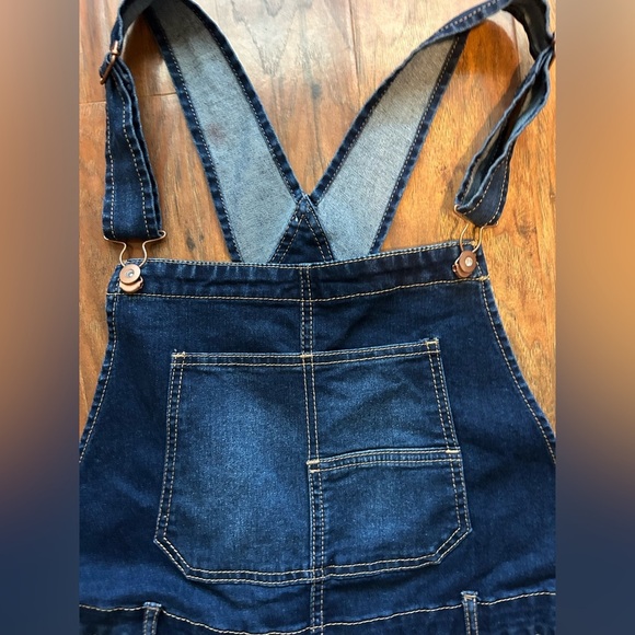 Girl’s Denim Overalls - Picture 8 of 9